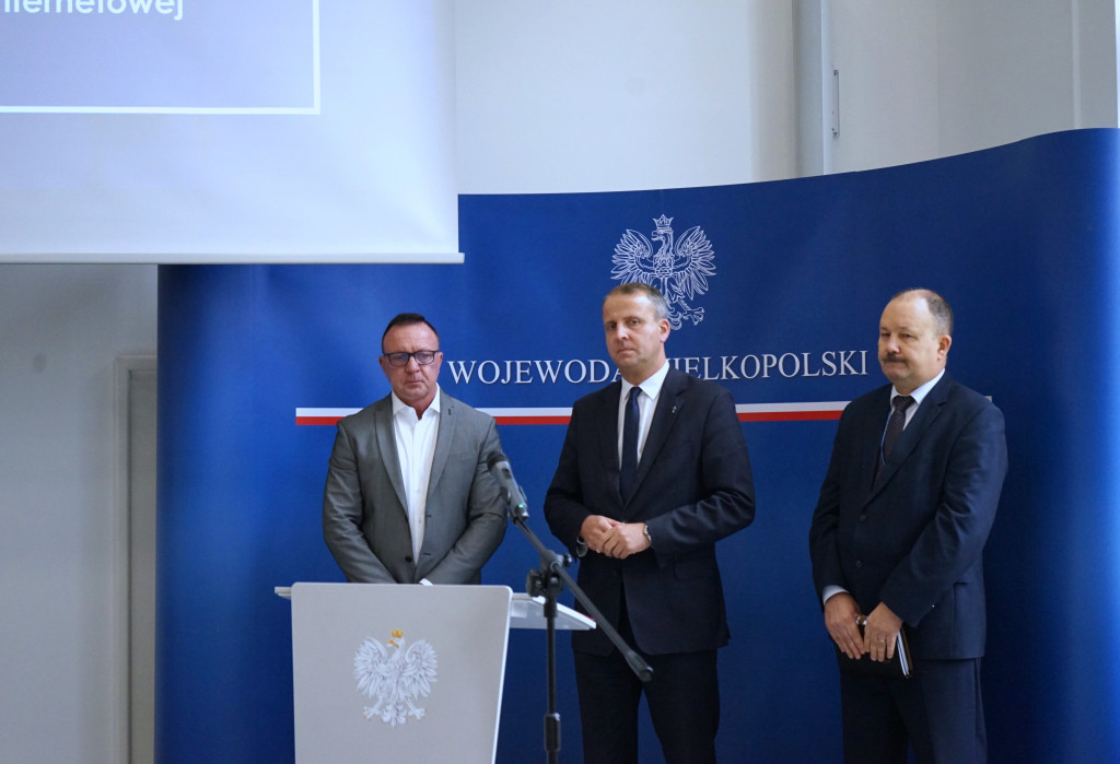 Konferencja wojewody w sprawie dystrybucji jodku potasu