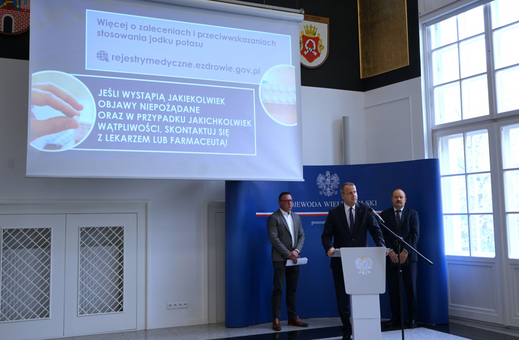 Konferencja wojewody w sprawie dystrybucji jodku potasu