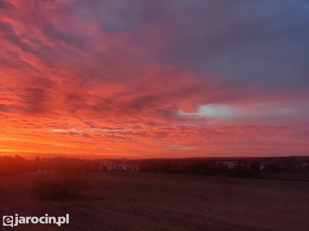 Ogniste niebo nad Jarocinem