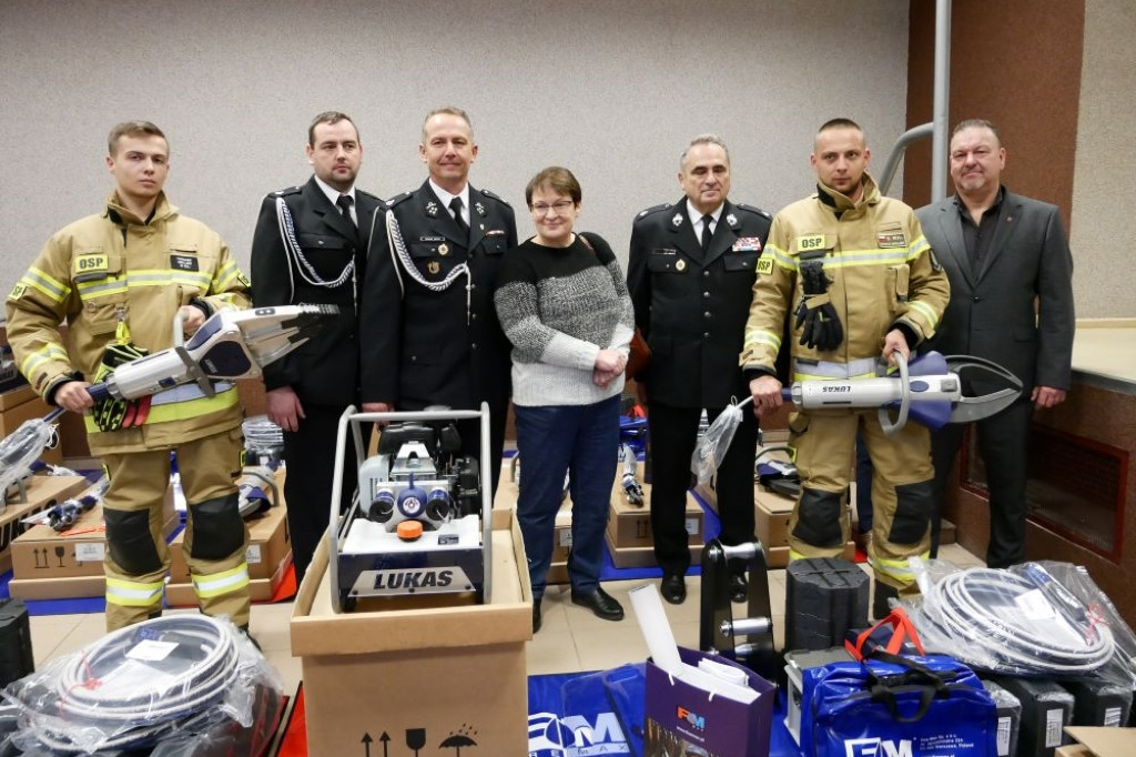 Nowy sprzęt dla strażaków z Wilkowyi
