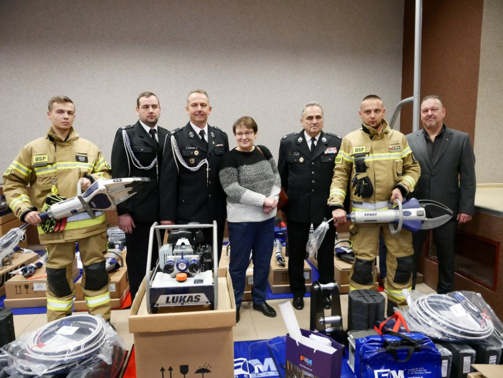 Nowy sprzęt dla strażaków z Wilkowyi