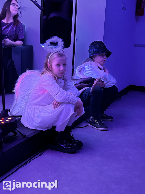 Koncert kolęd i piosenek świątecznych w Kamienicy Kultury