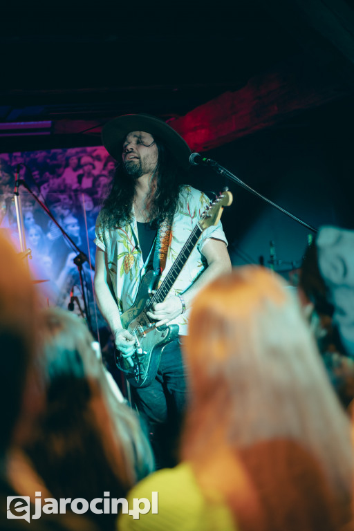 Skrzyżowanie gitar w Spichlerzu Polskiego Rocka