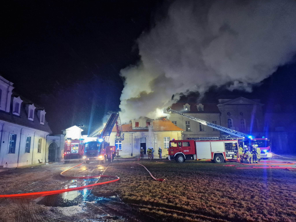 Pożar pałacu w Pępowie