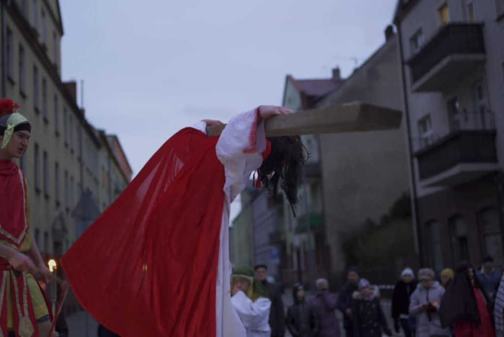 Droga krzyżowa i Misterium Męki Pańskiej na ulicach miasta