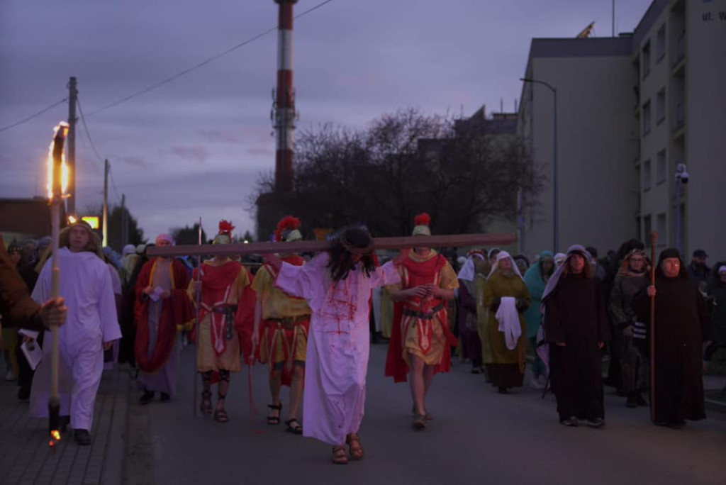 Droga krzyżowa i Misterium Męki Pańskiej na ulicach miasta