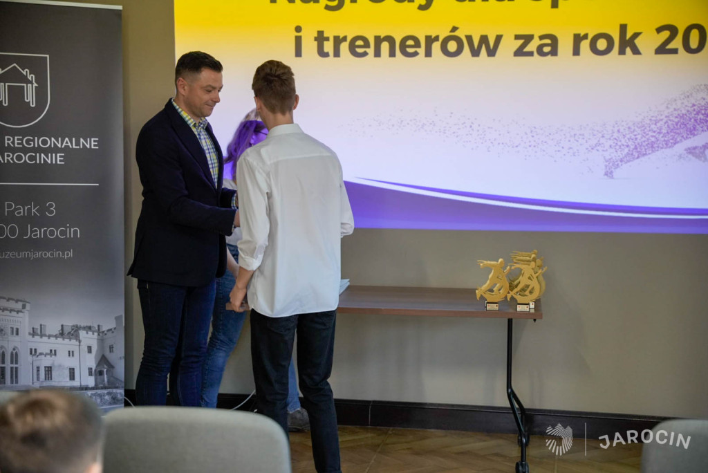 Najlepsi sportowcy gminy Jarocin i ich trenerzy nagrodzeni