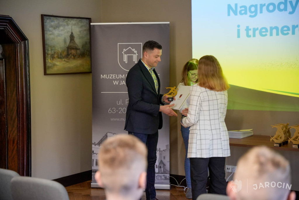 Najlepsi sportowcy gminy Jarocin i ich trenerzy nagrodzeni