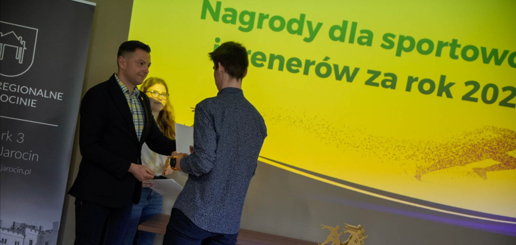 Najlepsi sportowcy gminy Jarocin i ich trenerzy nagrodzeni