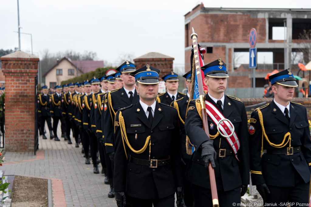 Ostatnie pożegnanie st. kpt. Przemysława Zaradniaka