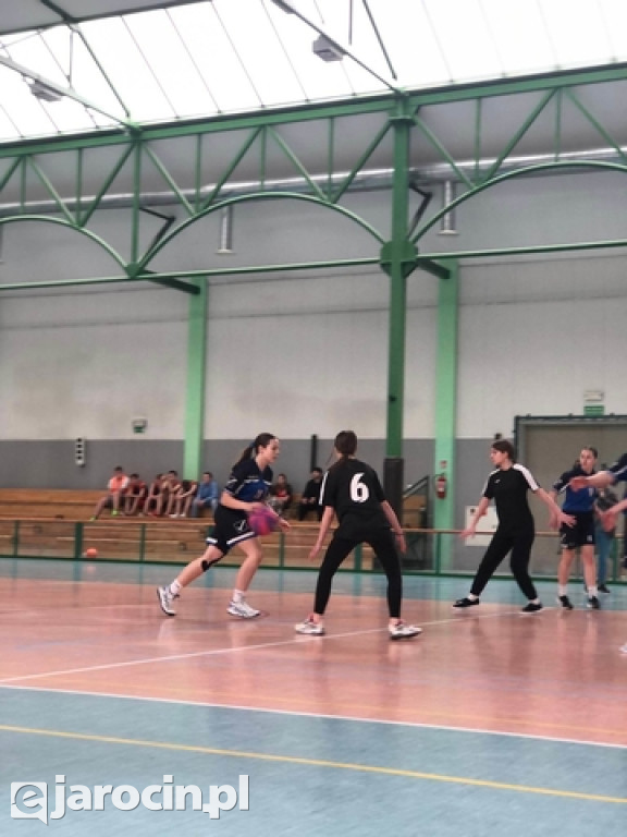 Sukcesy uczniów „Trójki” w koszykówce