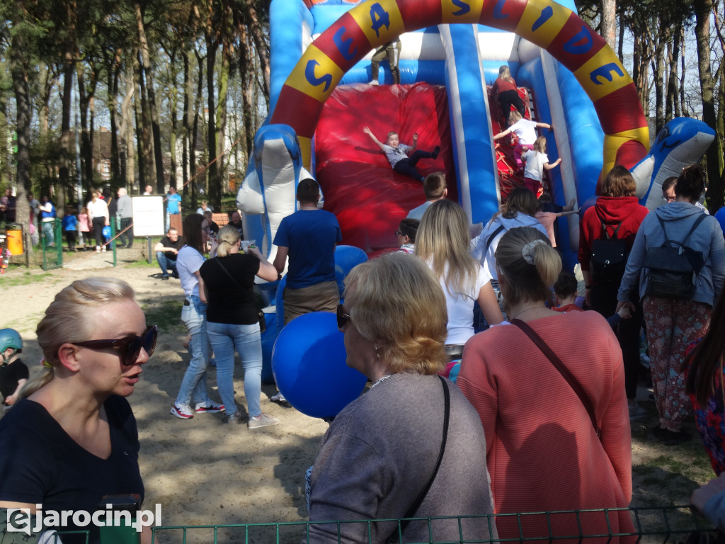 Pierwsze ze 10.000 drzew w Jarocinie zasadzone