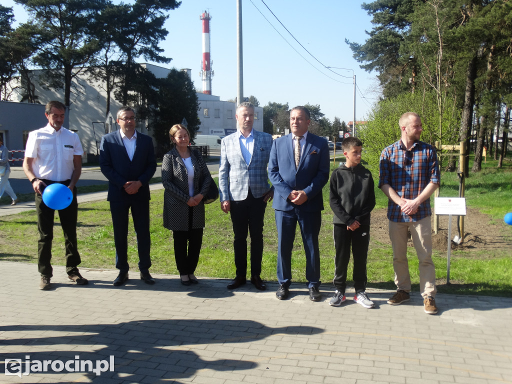 Pierwsze ze 10.000 drzew w Jarocinie zasadzone