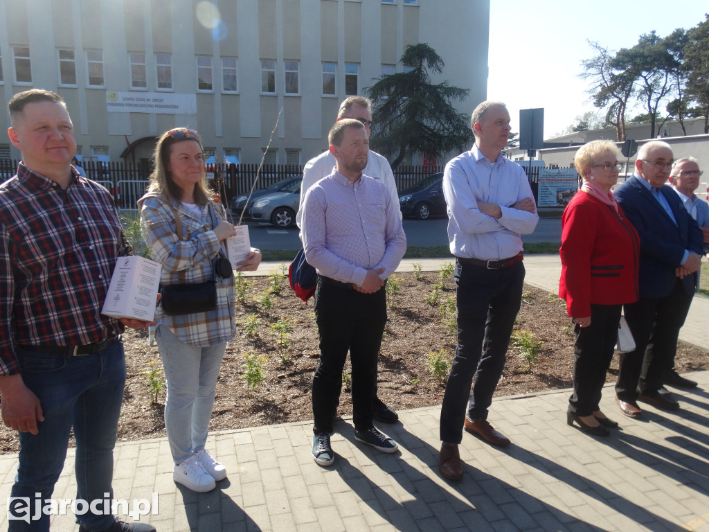 Pierwsze ze 10.000 drzew w Jarocinie zasadzone