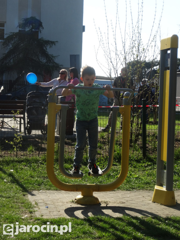 Pierwsze ze 10.000 drzew w Jarocinie zasadzone