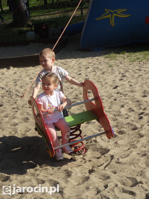 Pierwsze ze 10.000 drzew w Jarocinie zasadzone