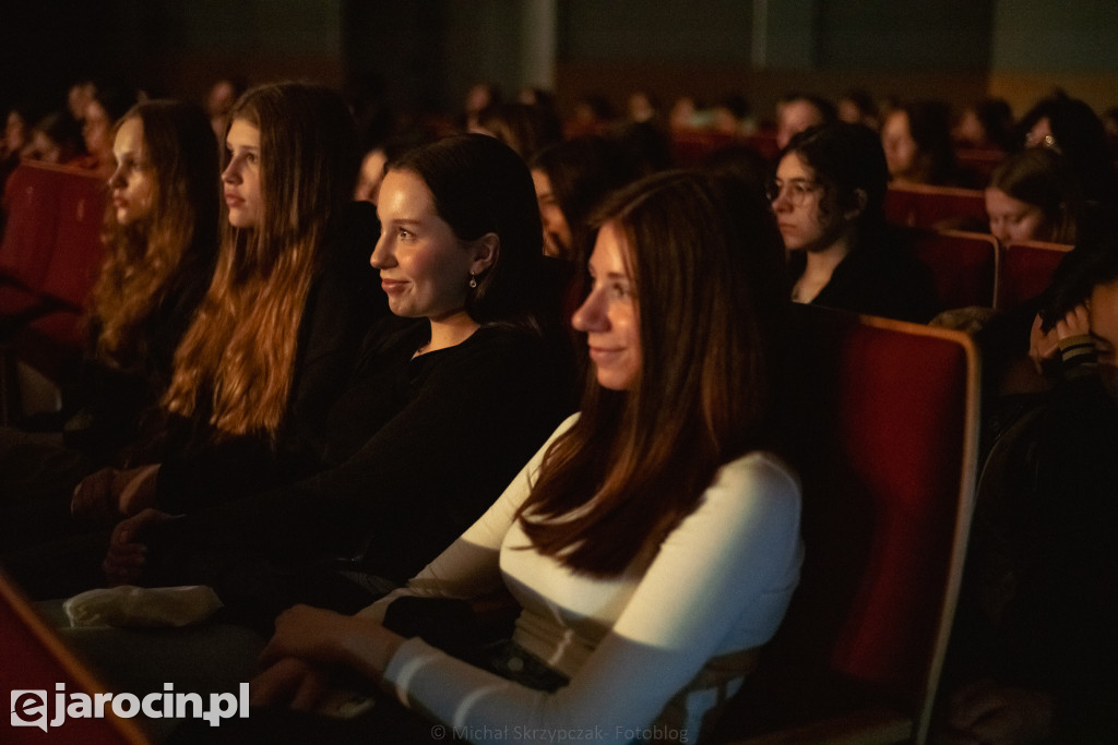 Konferencja z młodzieżą o młodzieży