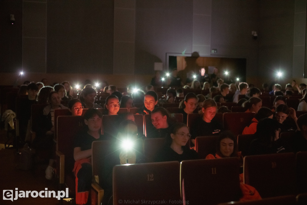 Konferencja z młodzieżą o młodzieży