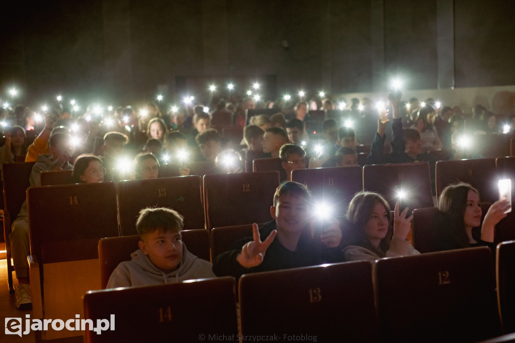 Konferencja z młodzieżą o młodzieży