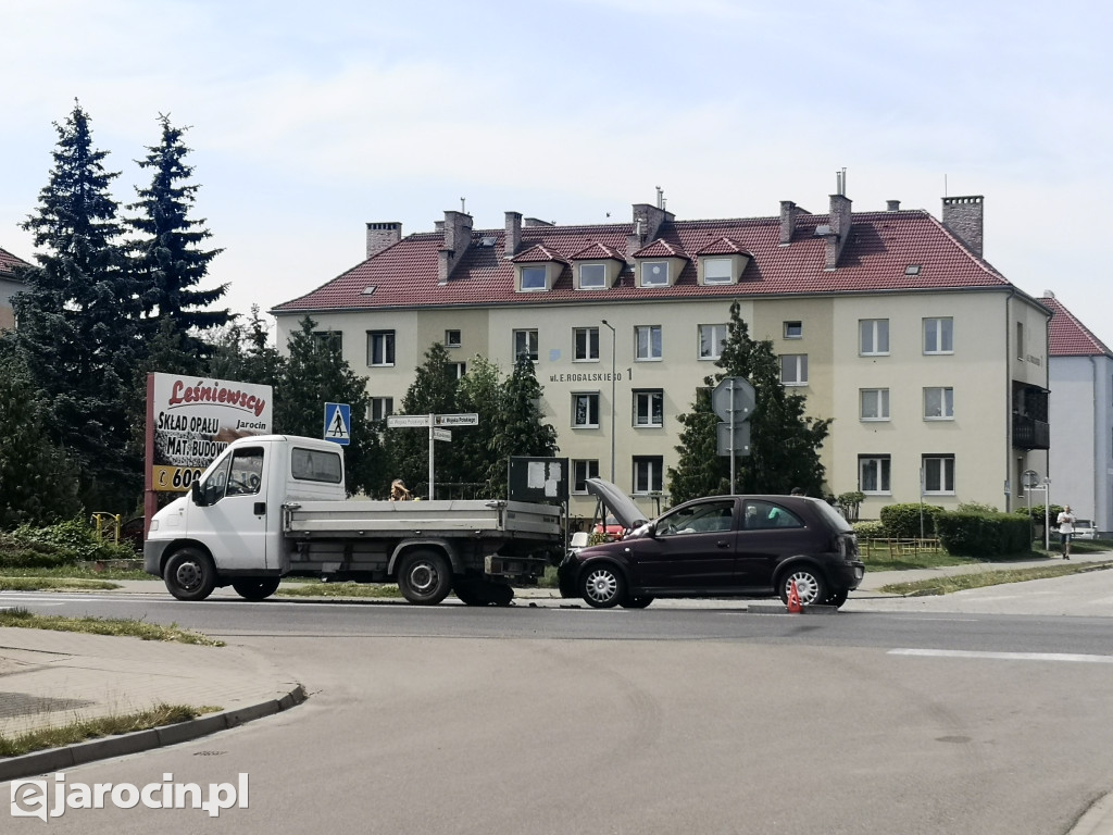 Kolizja na ul. Wojska Polskiego w Jarocinie