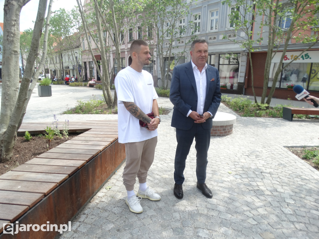 Konferencja prasowa Karoli Linettego i Adama Pawlickiego
