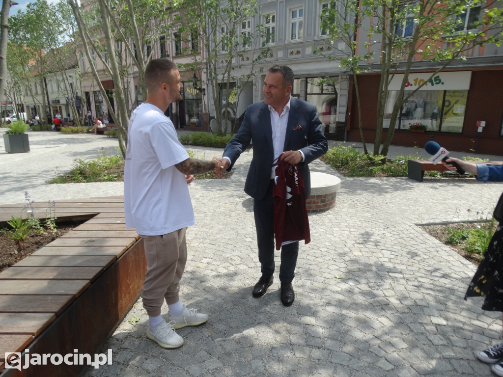 Konferencja prasowa Karoli Linettego i Adama Pawlickiego