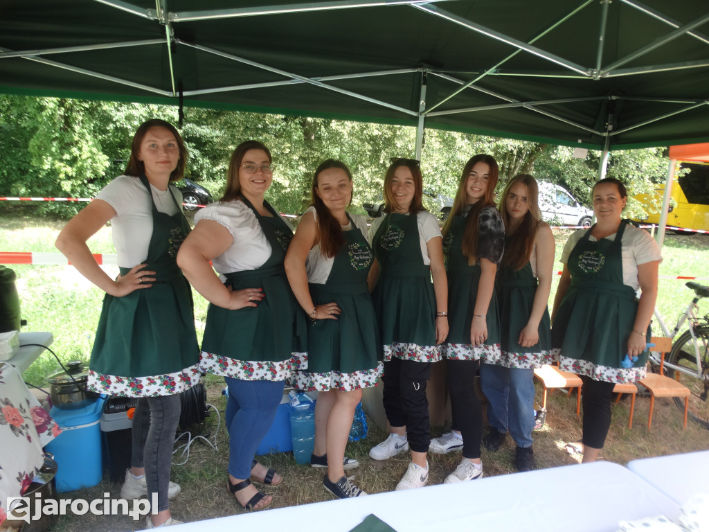 Niedziela przy Młynie w Wilkowyi