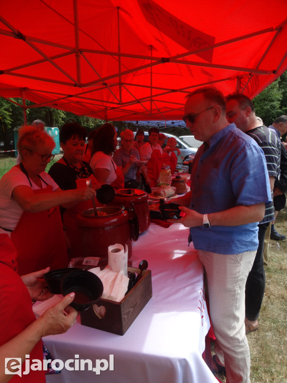 Niedziela przy Młynie w Wilkowyi