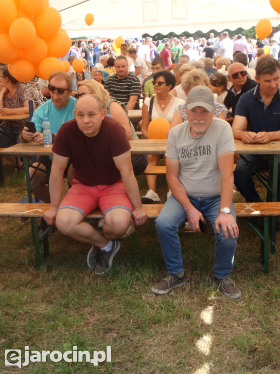 Niedziela przy Młynie w Wilkowyi