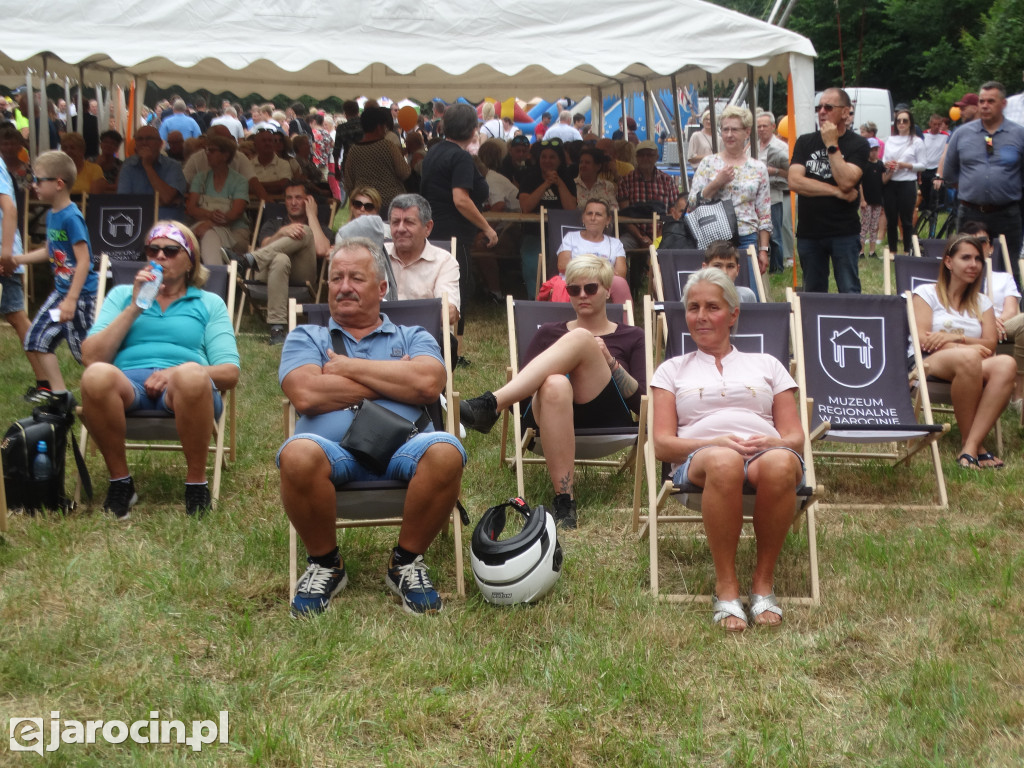 Niedziela przy Młynie w Wilkowyi
