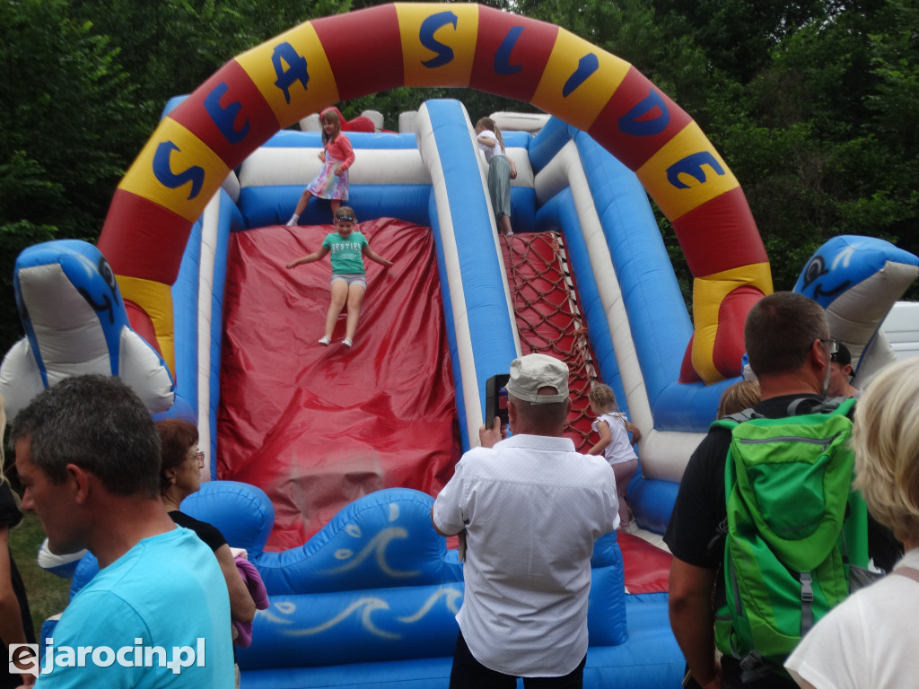 Niedziela przy Młynie w Wilkowyi