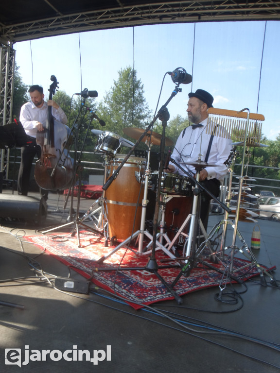 Niedziela przy Młynie w Wilkowyi