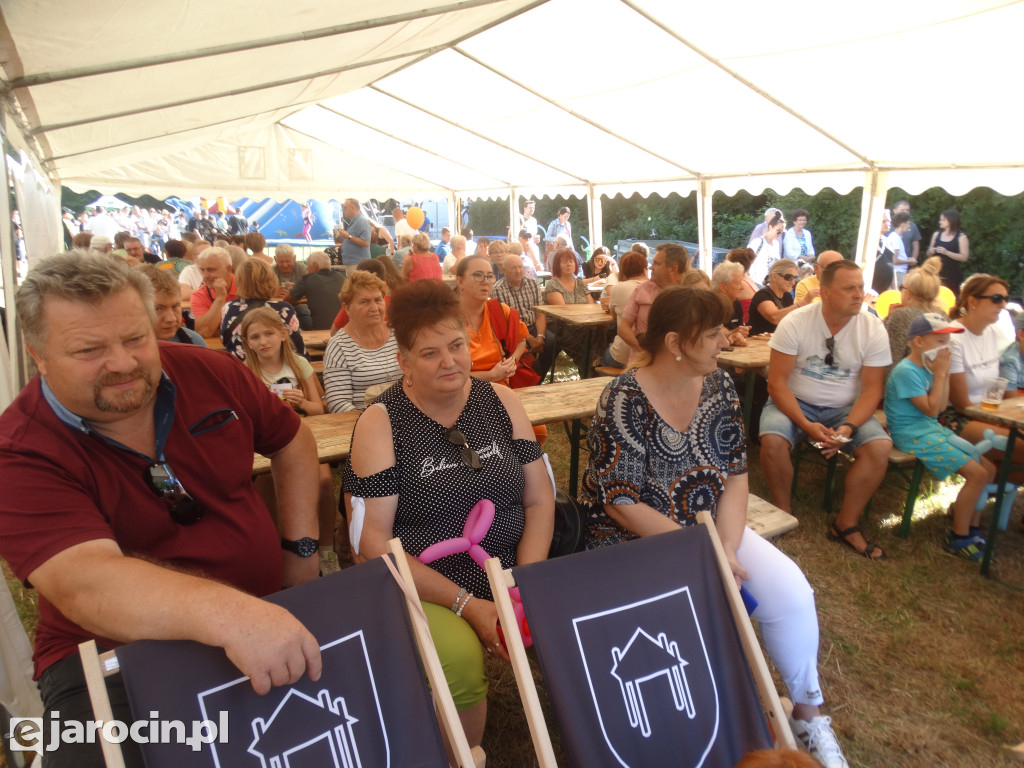 Niedziela przy Młynie w Wilkowyi