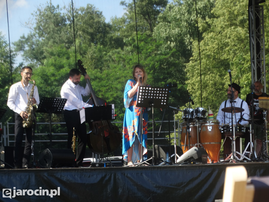 Niedziela przy Młynie w Wilkowyi