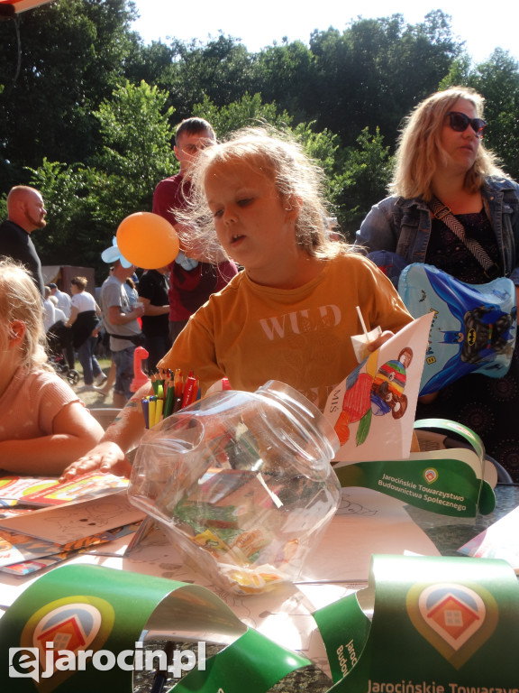 Niedziela przy Młynie w Wilkowyi