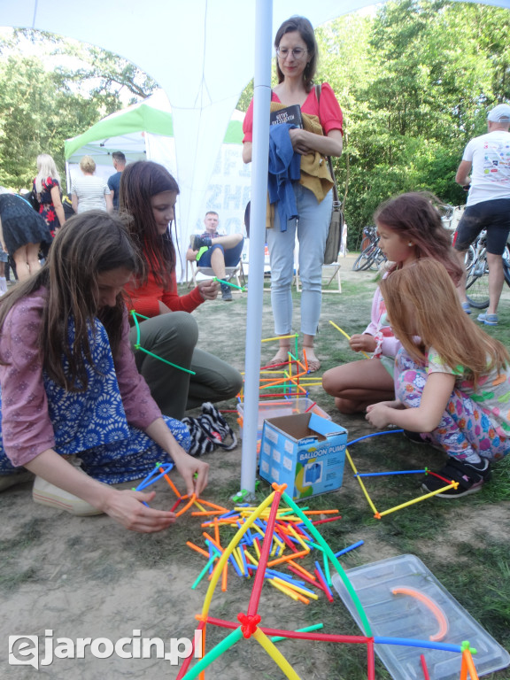 Niedziela przy Młynie w Wilkowyi
