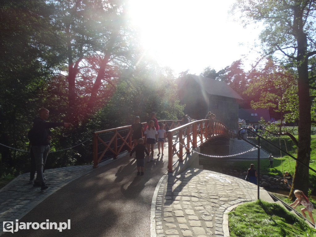 Niedziela przy Młynie w Wilkowyi