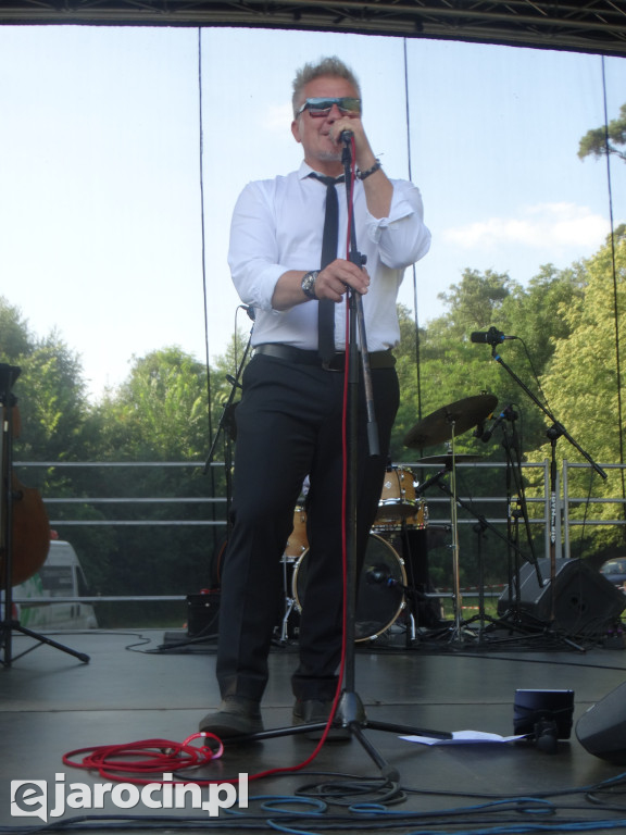 Niedziela przy Młynie w Wilkowyi