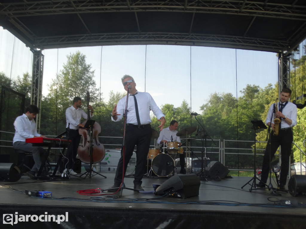 Niedziela przy Młynie w Wilkowyi