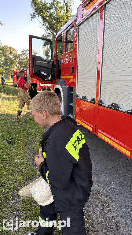 Pożar przy drodze na Radliniec