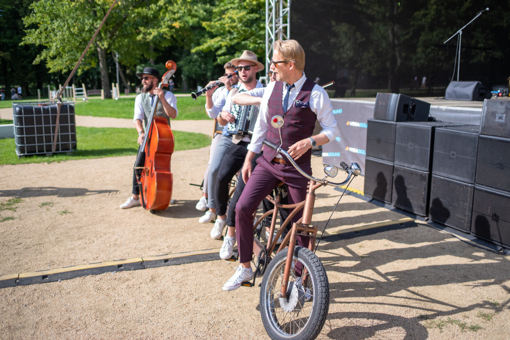 Orkiestra Na Dużym Rowerze