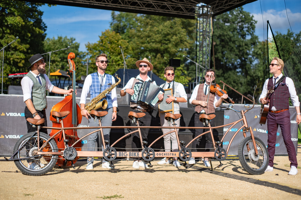 Orkiestra Na Dużym Rowerze