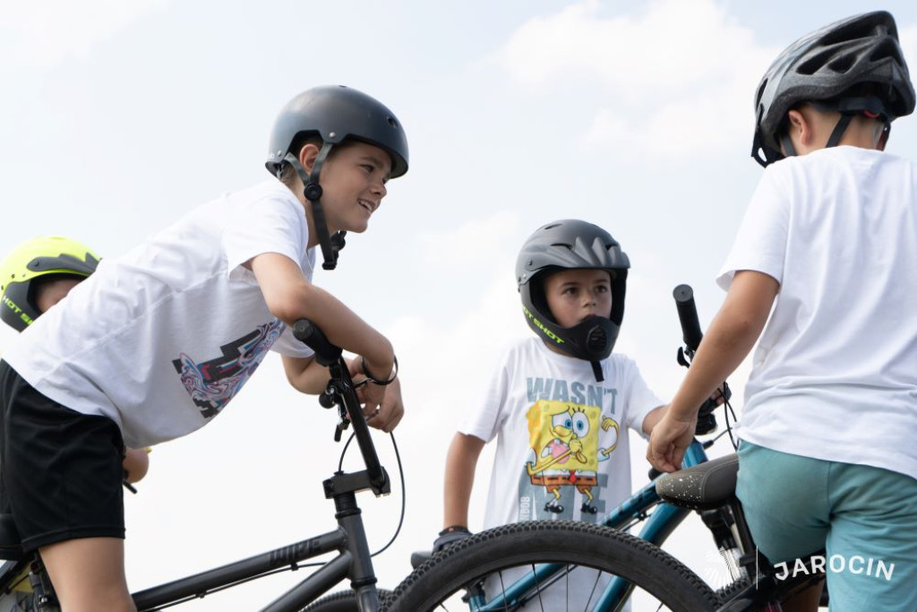 Uczyli się jak dobrze jeździć na pumptracku