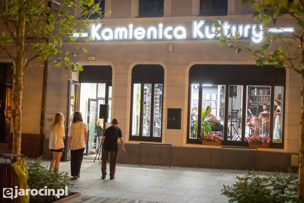Letnie Brzmienia Jarocina: Kilka czułości