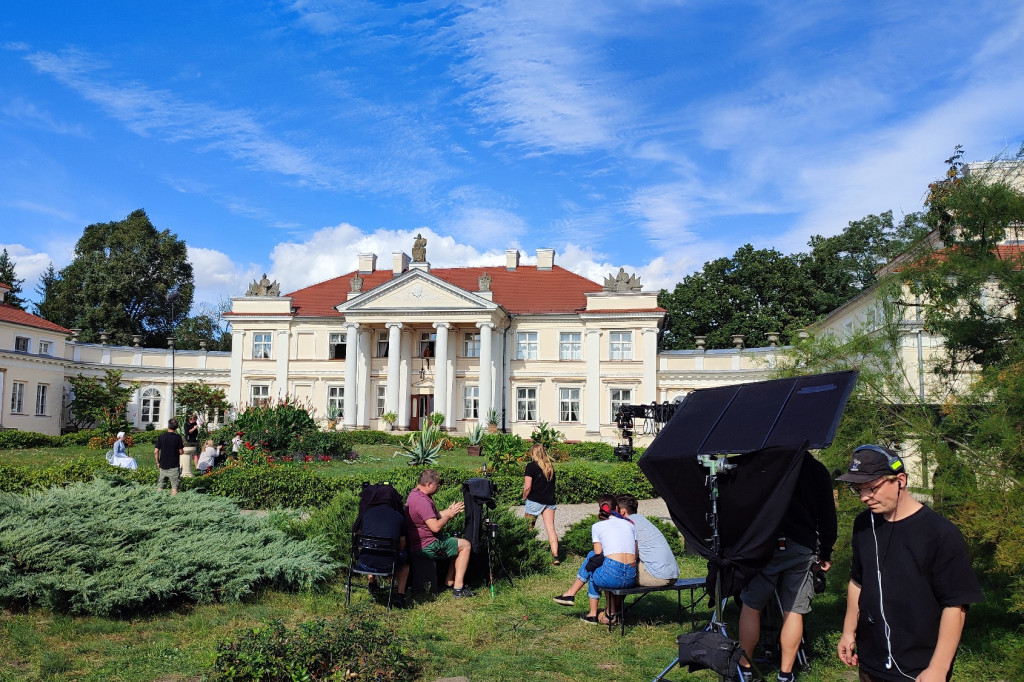 W Śmiełowie powstaje serial o Mickiewiczu