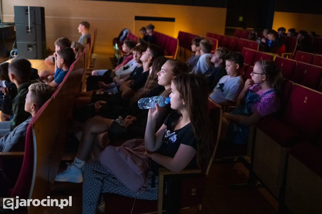 Konferencja z młodzieżą o młodzieży