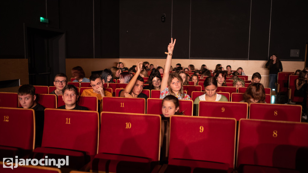 Konferencja z młodzieżą o młodzieży
