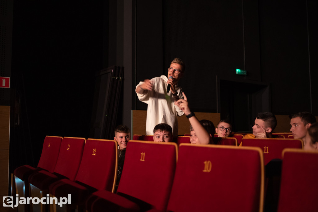 Konferencja z młodzieżą o młodzieży
