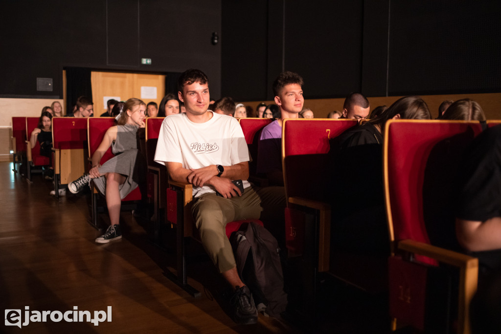 Konferencja z młodzieżą o młodzieży