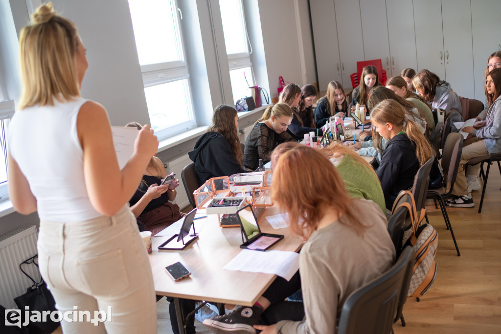 Konferencja z młodzieżą o młodzieży